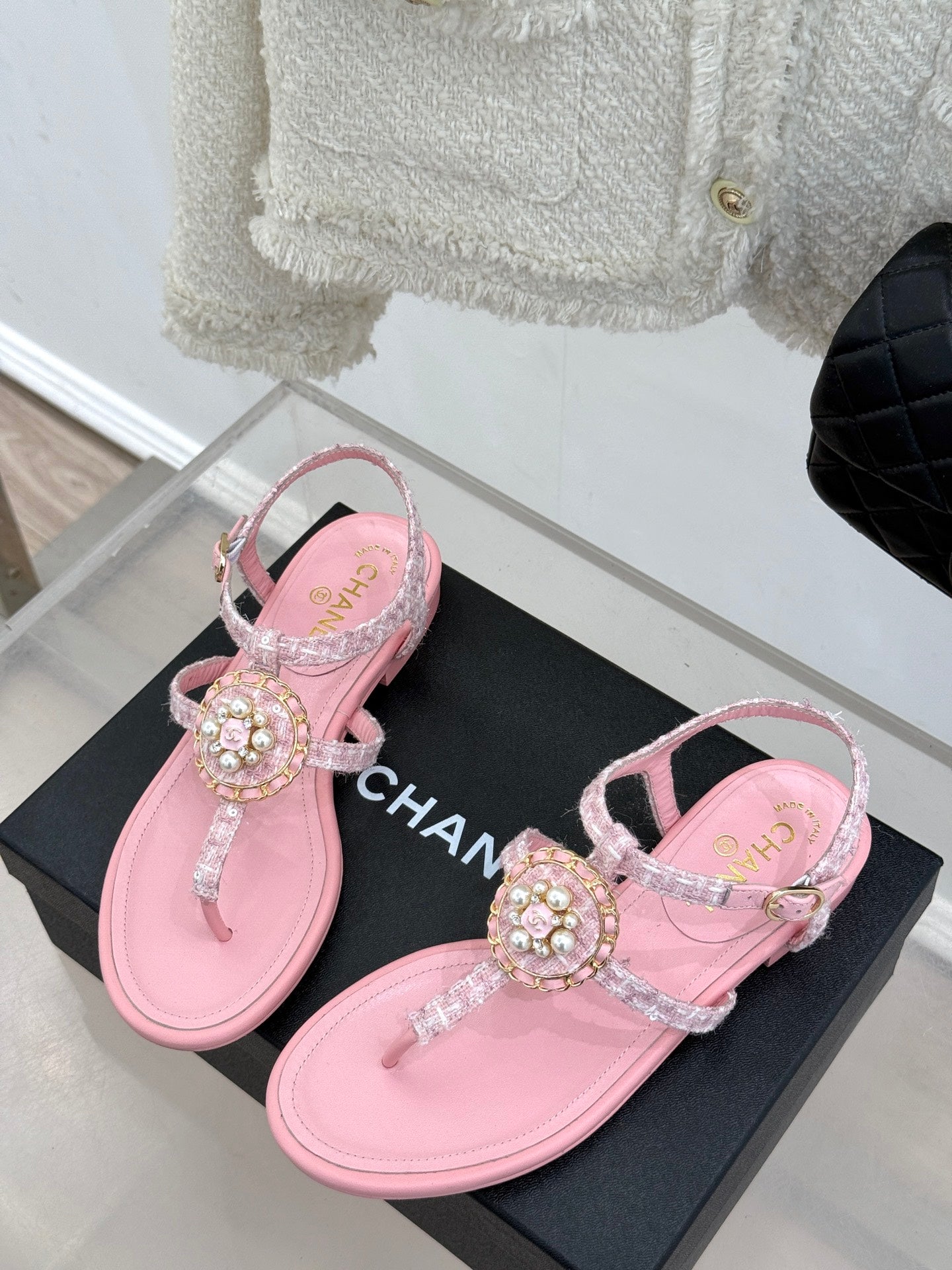 C 25  Pearl clip-on Pink, Brown, Black sandals