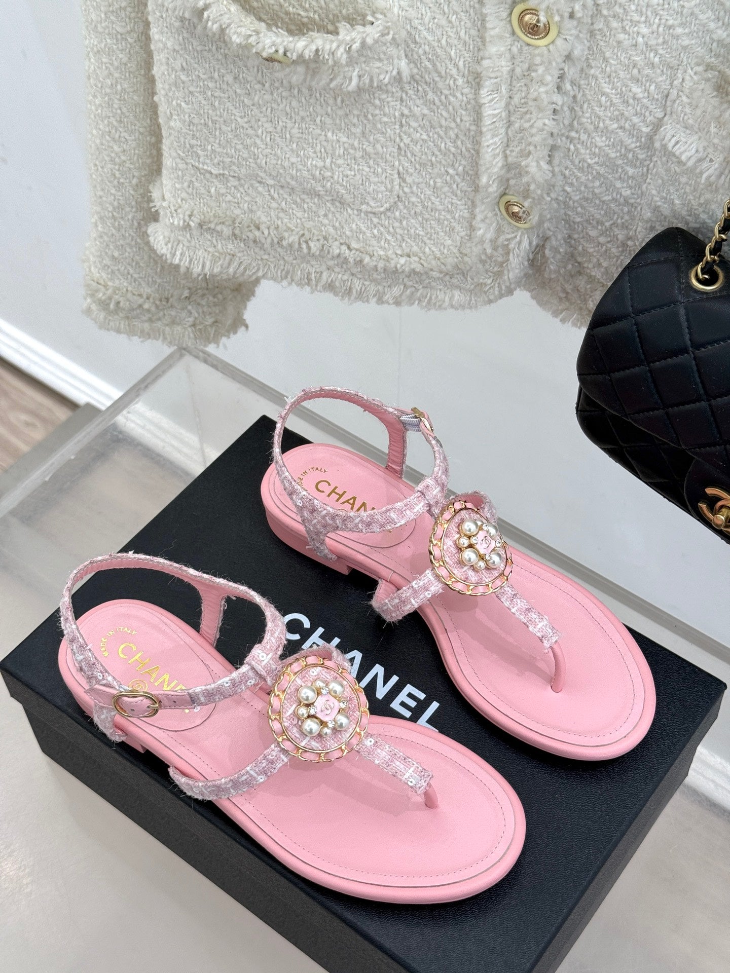 C 25  Pearl clip-on Pink, Brown, Black sandals