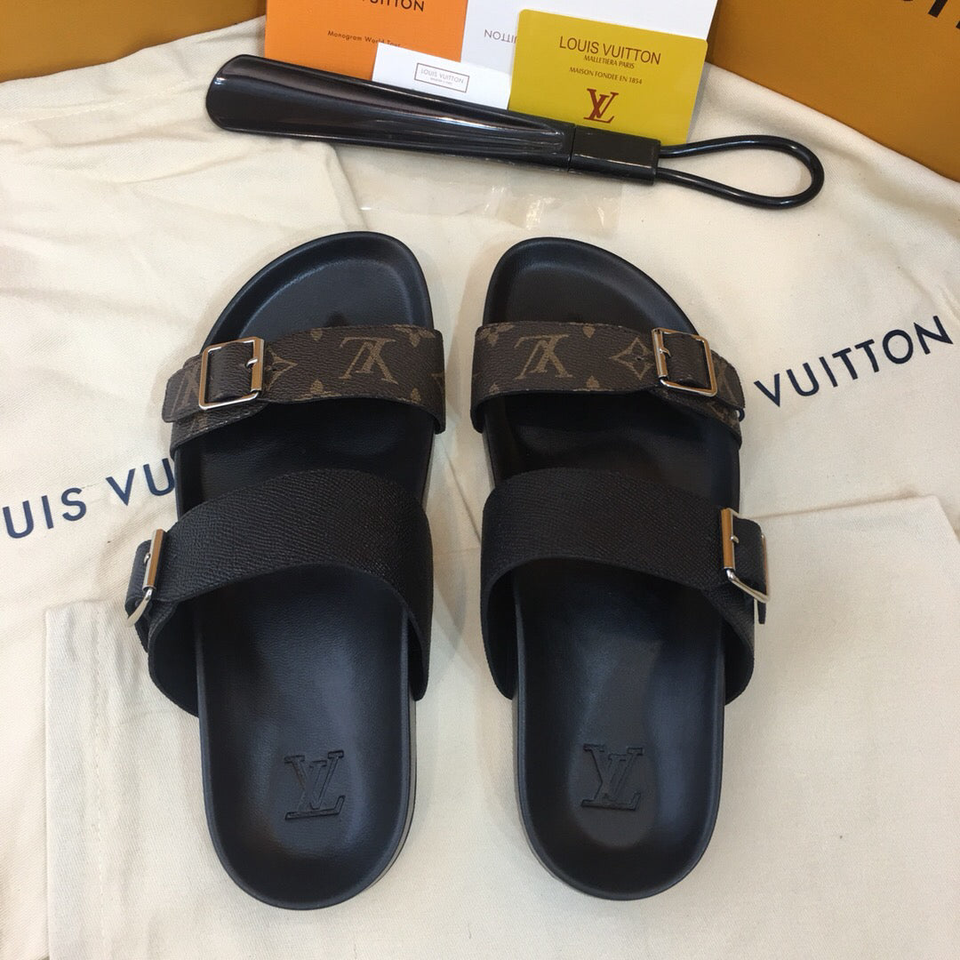 L Top Luxury Slippers