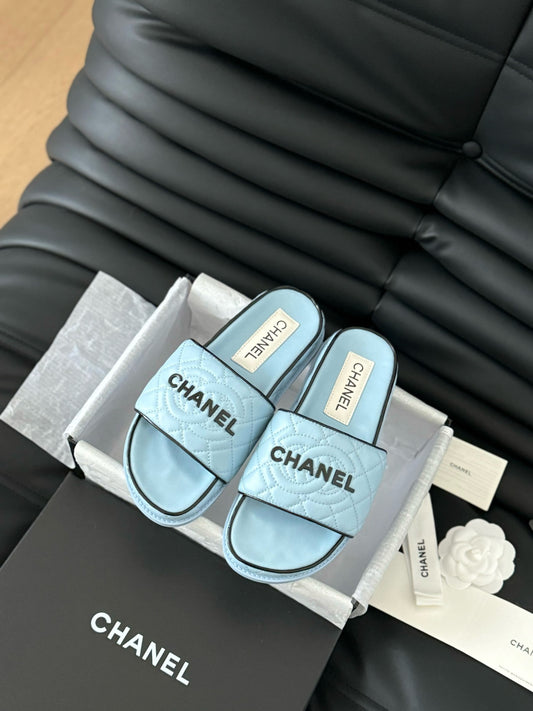 C 24 Early Spring Resort Slippers