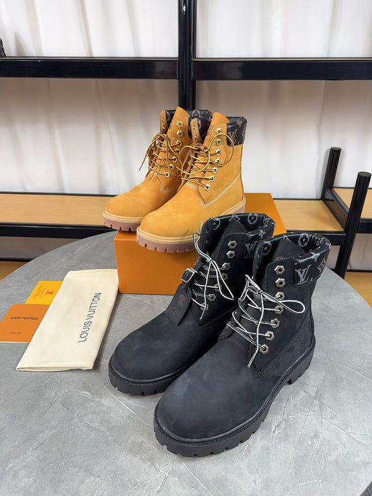 L Couple x Co-branded Embossed Boots