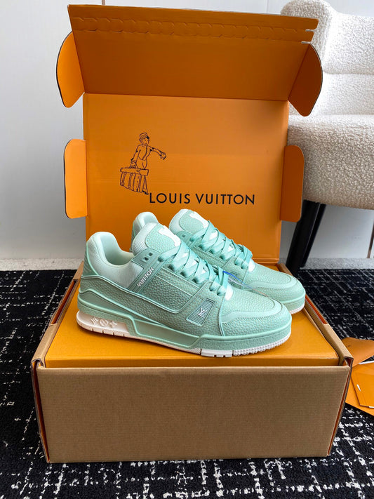 L  trainer Tiffany Blue sneakers