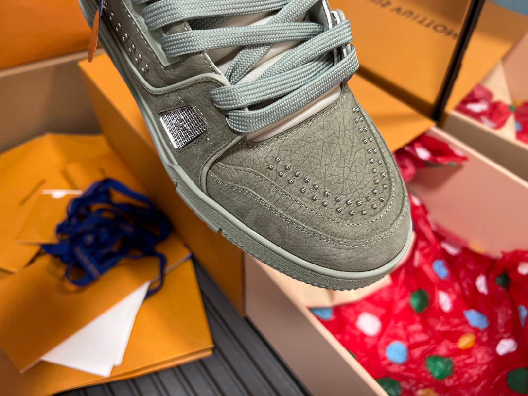 L 25 trainer grey sneakers