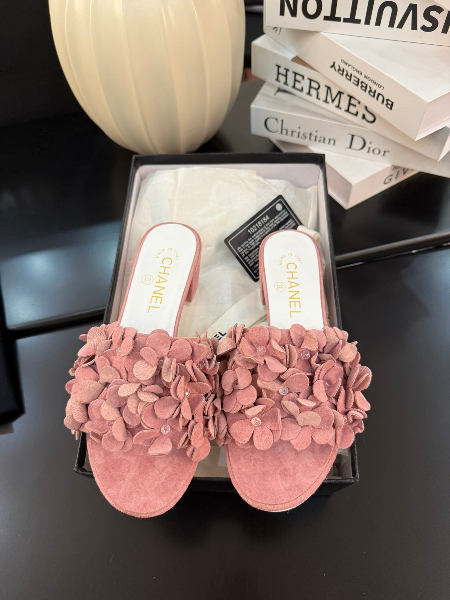 C Flower Thick and flat slippers（Pink/Black/White/Red）