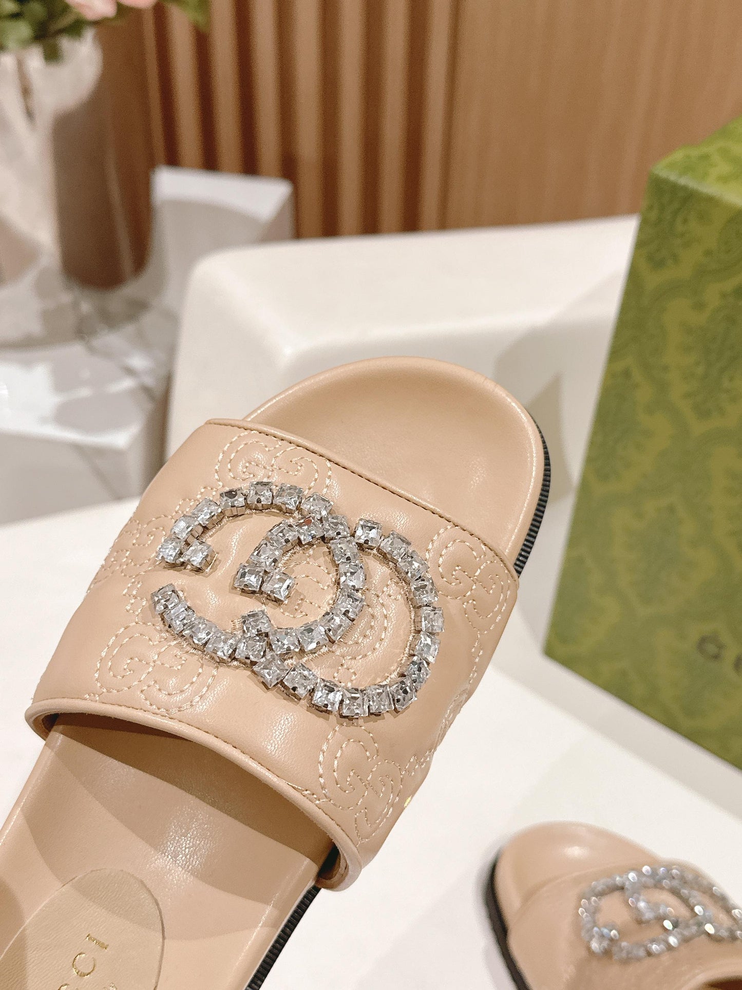 C 25 Resort Rhinestone Slippers