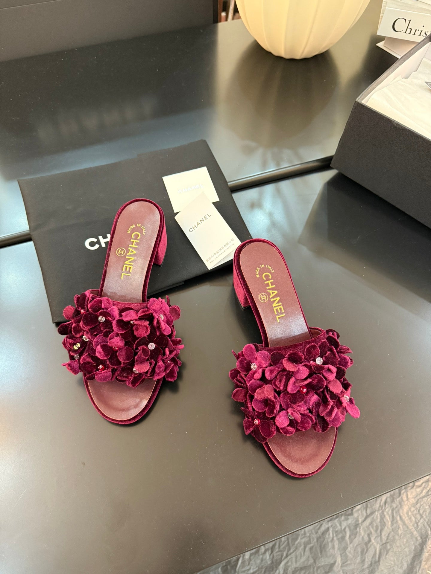 C Flower Thick and flat slippers（Pink/Black/White/Red）