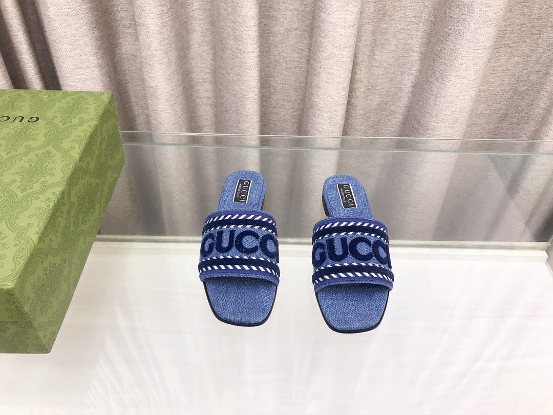 G Monogrammed Logo Flat Slippers