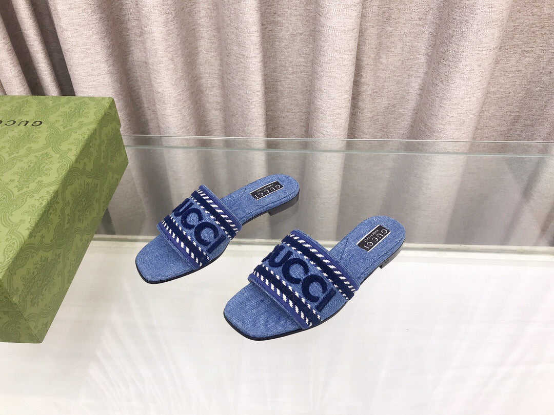 G Monogrammed Logo Flat Slippers