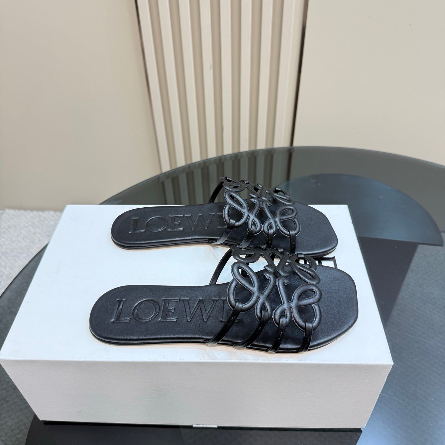 L 25 Slippers with braided uppers（black/white/brwon）