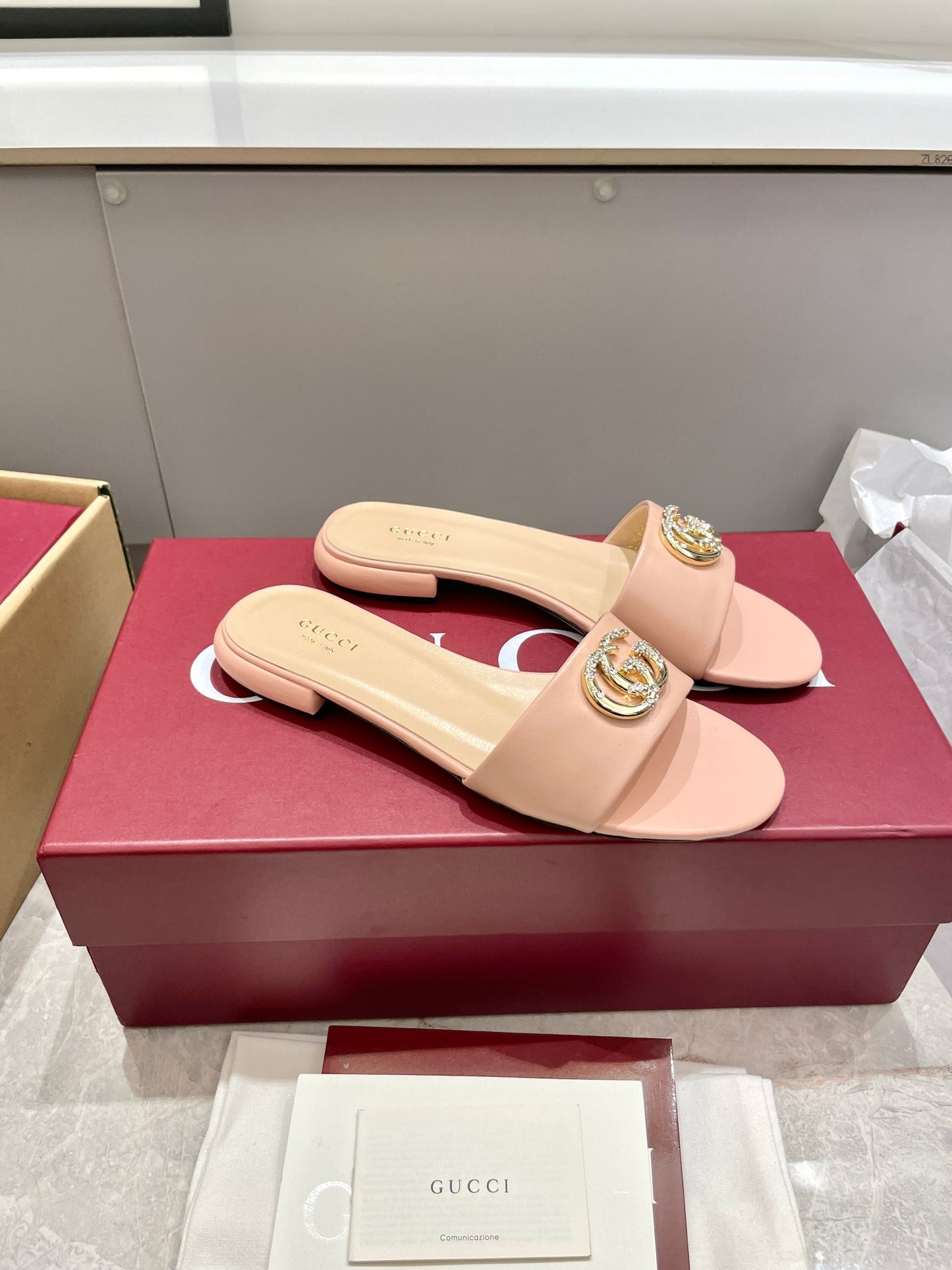 G 25 Diamond Slippers（White/Brown/Sliver/Pink）