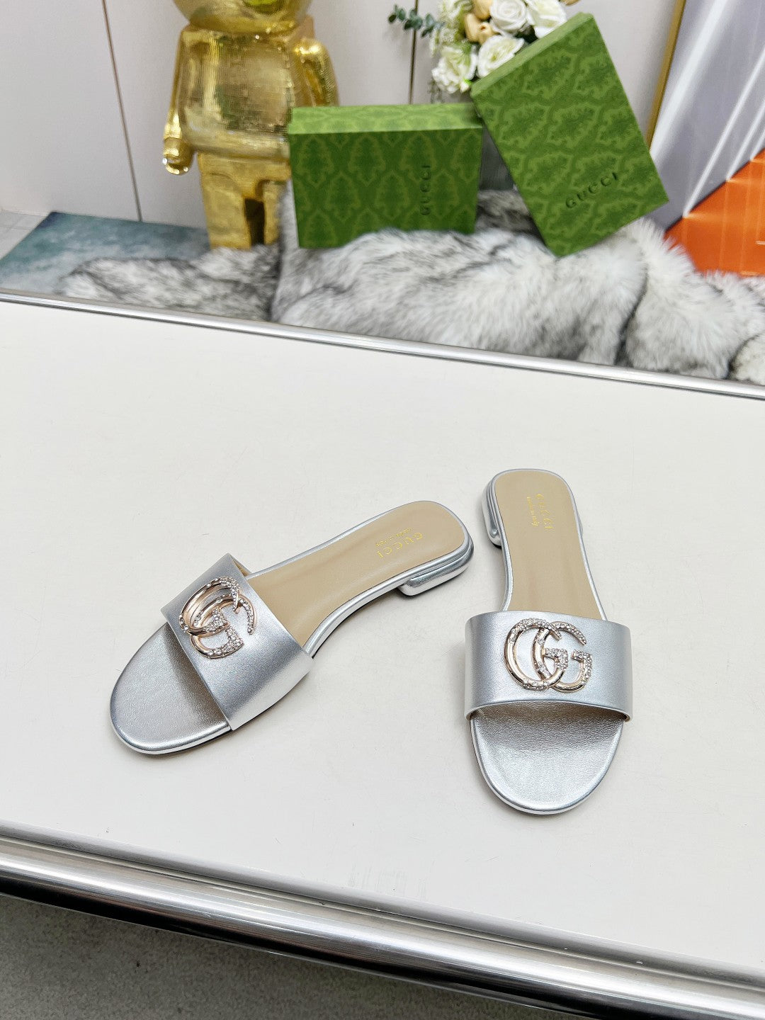 G 25 Diamond Slippers（White/Brown/Sliver/Pink）