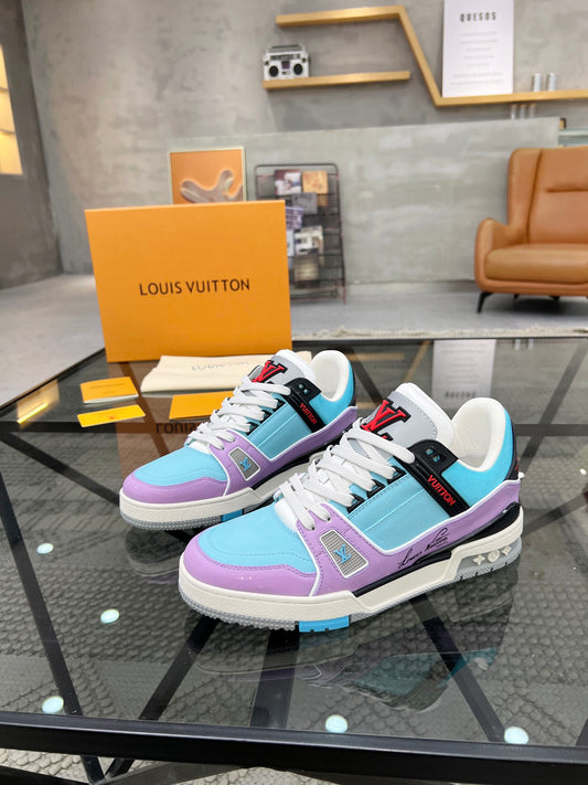 L Macaroon colorway Sneakers