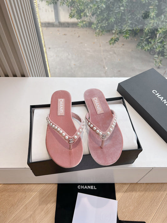 C Clip-on pearl sandals(White/Pink/Pearl)