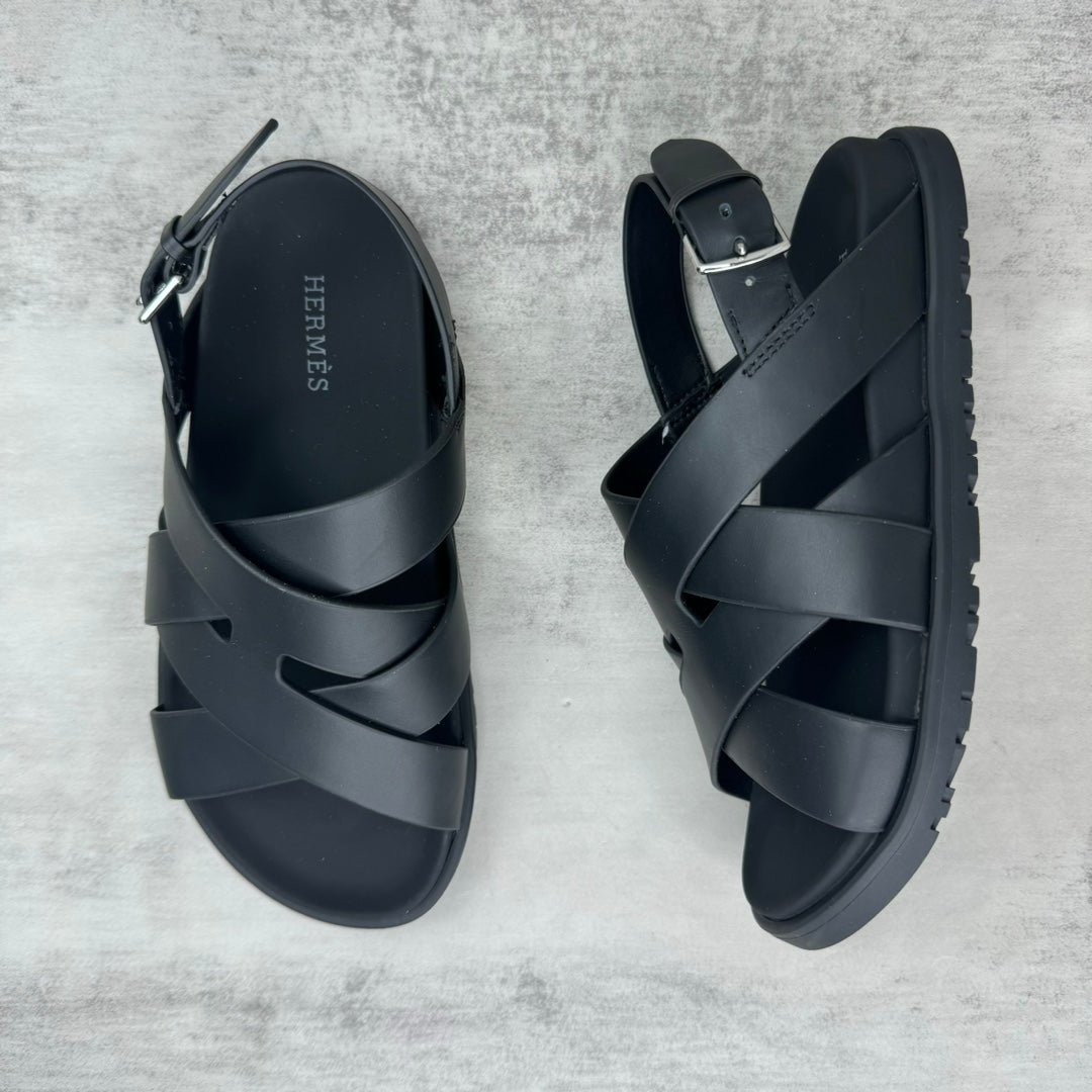 H 25 Leather Crossed Flip Flops